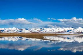 2021年西藏接待游客4150万人次，旅游收入441亿元