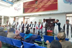 西藏扎达县在托林社区产业分红提干劲 持续增收促振兴