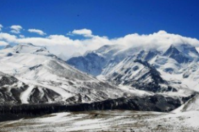 拥有雪山、冰川等丰富冰雪资源——西藏冰雪经济蓄势待发