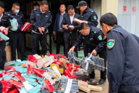 拉萨市烟草专卖局开展公开销毁假冒卷烟活动