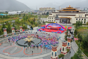 西藏自治区“七一”歌咏比赛在林芝成功举办