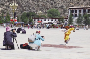 2022年上半年西藏接待游客1717.4万人次
