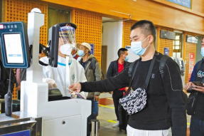 拉萨火车站和拉萨贡嘎机场运行正常 滞留旅客安全有序离藏