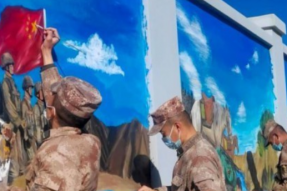 西藏阿里军分区：军营民族绘画队 手绘戍边岁月
